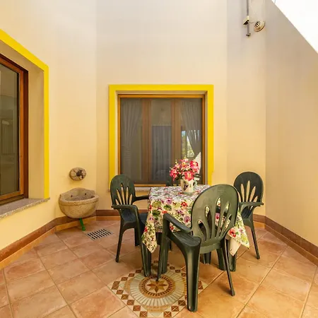Holiday home Stefania